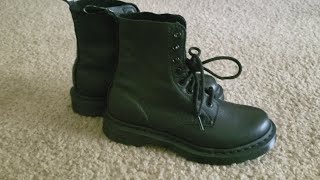 Dr Martens 1460 PASCAL Womens MONO Black laceup boots review [upl. by Maril865]