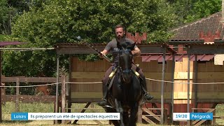 Les Chevaux dEstréguil  un spectacle de chevalerie à Rouffignac [upl. by Adnyl]