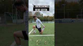 Dehnroutine Fussballer fussball training soccer fussballer [upl. by Anahtor868]