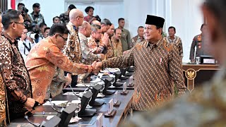 Pengantar Presiden Prabowo pada Sidang Kabinet Paripurna Perdana Kantor Presiden 23 Oktober 2024 [upl. by Nojel]