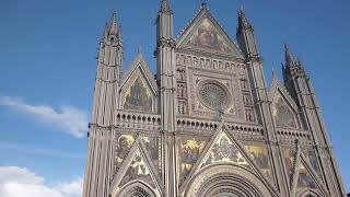 Duomo di Orvieto  facciata  immagini video [upl. by Ruhtra209]