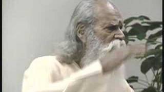 Love amp Give  Sri Swami Satchidananda Integral Yoga [upl. by Suzanne]