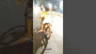 Di lempar balok sama warga saat seting motor di tengah jalan balapmotor dragbike balapliar [upl. by Rosmarin]