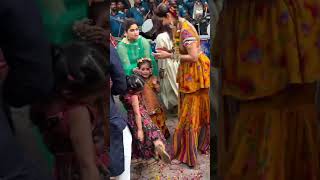 Shilpa Shetty With Sister Shamita Shetty amp Daughter Samisha Shetty Dance At Ganpati Visarjan 2024🧡 [upl. by Kerge]