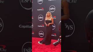 Serena Williams Stunning Look  The ESPYS Awards 2024 serenawilliams fashionpolice espys espn [upl. by Gnouc]