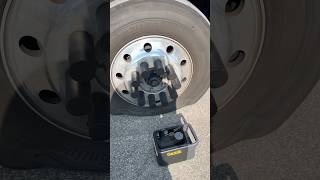 I got a flat steer tire😱 Part 2 truckdriver [upl. by Nytsua]