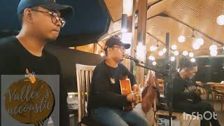 Vallexs Akustik membawakan Gelora Asmara [upl. by Hennessey]