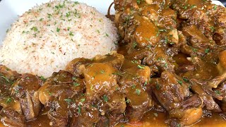 HOW TO MAKE OXTAILS IN AN INSTANT POT [upl. by Aikemet]