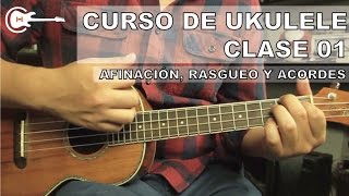 Como tocar el Ukulele PASO A PASO  Afinación Rasgueo y Primeros Acordes Curso Completo CLASE 01 [upl. by Franzen563]