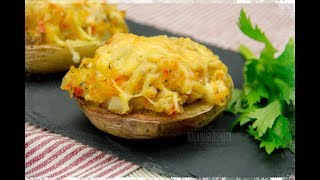 Απίθανες πατάτες γεμιστές στο φούρνο  Stuffed potatoes baked in the oven [upl. by Rebmyk]