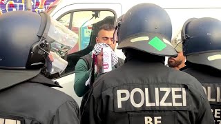 Polizei beendet ProPalästinaDemos in Berlin [upl. by Niawd815]