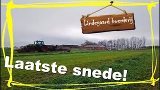 76 Laatste snede gras inkuilen [upl. by Yi]