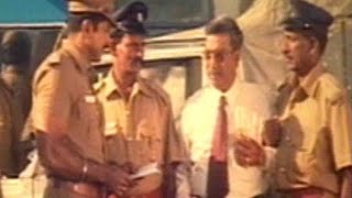 Sarath Kumar Arrest Corrupt IAS Officer Action Scene  Gambeeram Movie [upl. by Orose]