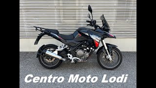 Benelli TRK 251 centromotolodi [upl. by Einallem]