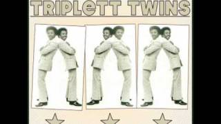 The Triplett Twins  Get It [upl. by Acinod]