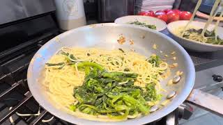 Pranzo Spaghetti Aglio Olio e Rapini [upl. by Laohcin]