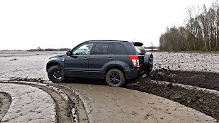 Suzuki Grand Vitara off road test [upl. by Lasko]