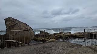 Coogee Beach in Sydney Australia oct 2024 [upl. by Gerlac]