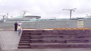 Independence Of The Seas from Vigo docks [upl. by Kcim]