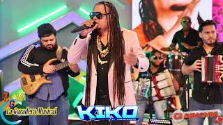 Kiko El Presidente  Me Tiene Loco  En Vivo 《Para Musicologos》 [upl. by Latsyrc]