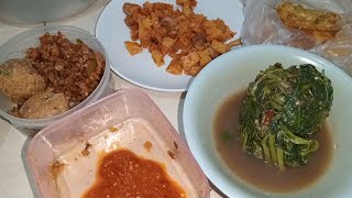 perkedel kentang  tempe  sambal  kentang balado  tumis kangkung  gorengan [upl. by Furlani]