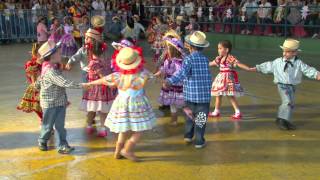 Festa Junina IENT 2011  Educação Infantil [upl. by Eiger]