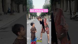 Thử Dùng Mọi Đồ Vật Đổi Lấy Giày BaTin Của Thằng Con Mình ductoai anhemsinhdoi [upl. by Ardnazil]