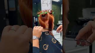 Video quotTaglio capelli corti  Come fare il il taglio capelli FRENCH BOBquot [upl. by Idnahc]