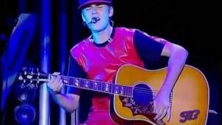 Justin Bieber  Favorite Girl LIVE HD 2011 [upl. by Annodam]