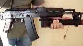 40mm suspended grenade launcher  loading procedure [upl. by Ingamar]