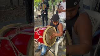 Wilmer Tambora musica merengueripiaord acordeon rd tambora capital [upl. by Anelra699]