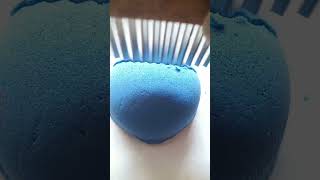 slicing round blue kinetic sand with satisfying pickle slicesshorts [upl. by Akinoj]