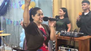 Iglesia Betel  Choloma  Honduras  Hrna Yina Oviedo “ Medley coros” [upl. by Novyak]