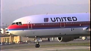 United DC1030 Rockets Out of LAX Great Sound [upl. by Doralia]