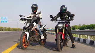 KTM Duke 390 vs Honda CB300R  Top End [upl. by Weaver]