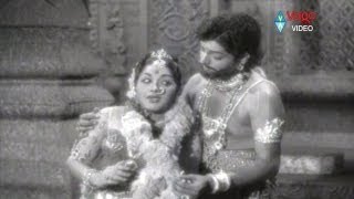 Madana Kamaraju Katha Songs  Neeli megha malavo Duet  Haranath Kantha Rao Rajasri Anuradha [upl. by Allerym]