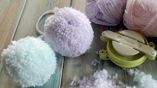 The Secret to a Fluffy Pom Pom  Clover Pom Pom Maker [upl. by Benedetto]