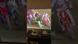 Vince friese takes out Hunter Lawrence heat 1 dirtbike motocrosss motocross supercross mxlife [upl. by Sinclair]