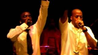 Kardinal Offishall Akon  Dangerous live  grammy after party key club 020809 [upl. by Ahsiken]