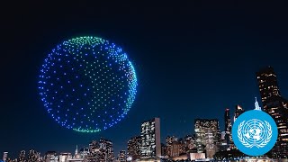 Amazing Drone show for the GlobalGoals above the United Nations in New York City [upl. by Donatelli]