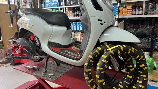 Honda Scoopy 2024 Tire Pirelli change [upl. by Macdermot625]