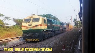 Parallel run  Vasco  Kulem Passenger  Pune  Ernakulam Superfast  Konkan Railway  Majorda [upl. by Lal]