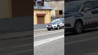 USC MOSSOS D’ESQUADRA HACIA AVISO emergency 112 police mossos [upl. by Enidualc]