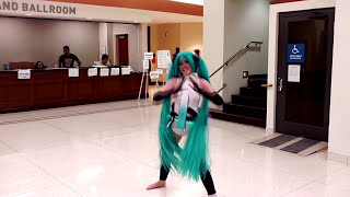 quotRolling Girlquot Cosplay Dance Cover  Hatsune Miku  Swampcon [upl. by Schoenberg872]