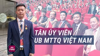 quotNgười hùng Châu Phiquot Quang Linh Vlogs Từ YouTuber đến làm Ủy viên Mặt trận Tổ quốc Việt Nam [upl. by Ahsal]