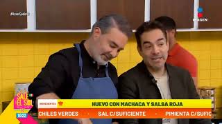 Omar Chaparro prepara huevo con machaca y salsa roja con Mauricio Islas  Sale el Sol [upl. by Leseil]