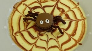 Macaron araignée sur crème anglaise et sauce chocolat pour Halloween [upl. by Lowery]