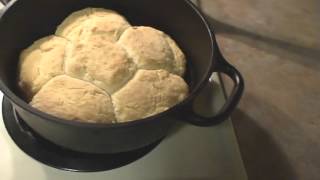 Mozark Tries Out His New Lodge 8 inch Dutch Oven [upl. by Munniks]