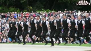 Championnat de Bretagne de Musique et de Danse Traditionnelle Gourin 2016 Spettacolo REvolutionS [upl. by Arok]