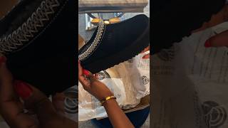 UNBOXING THE UGG TAZZ SLIPPERS IN BLACK shortsfeed fallseason [upl. by Kina]